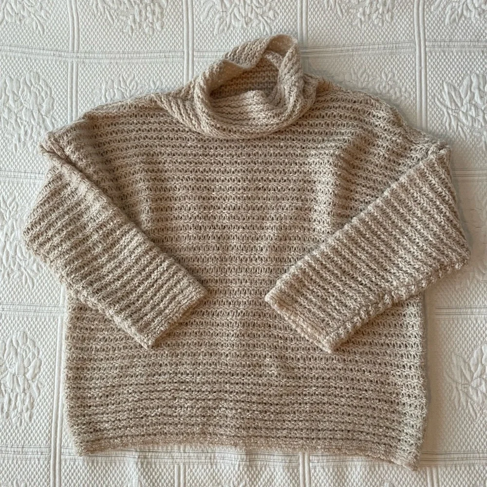 Aerie Babe Chenille Cowl Turtleneck Sweater Soft Satin/Cream/Tan XS